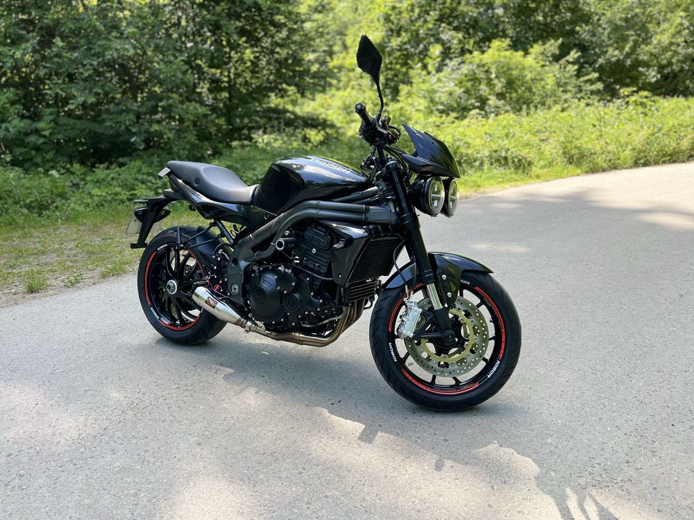 Triumph Speed Triple 1050