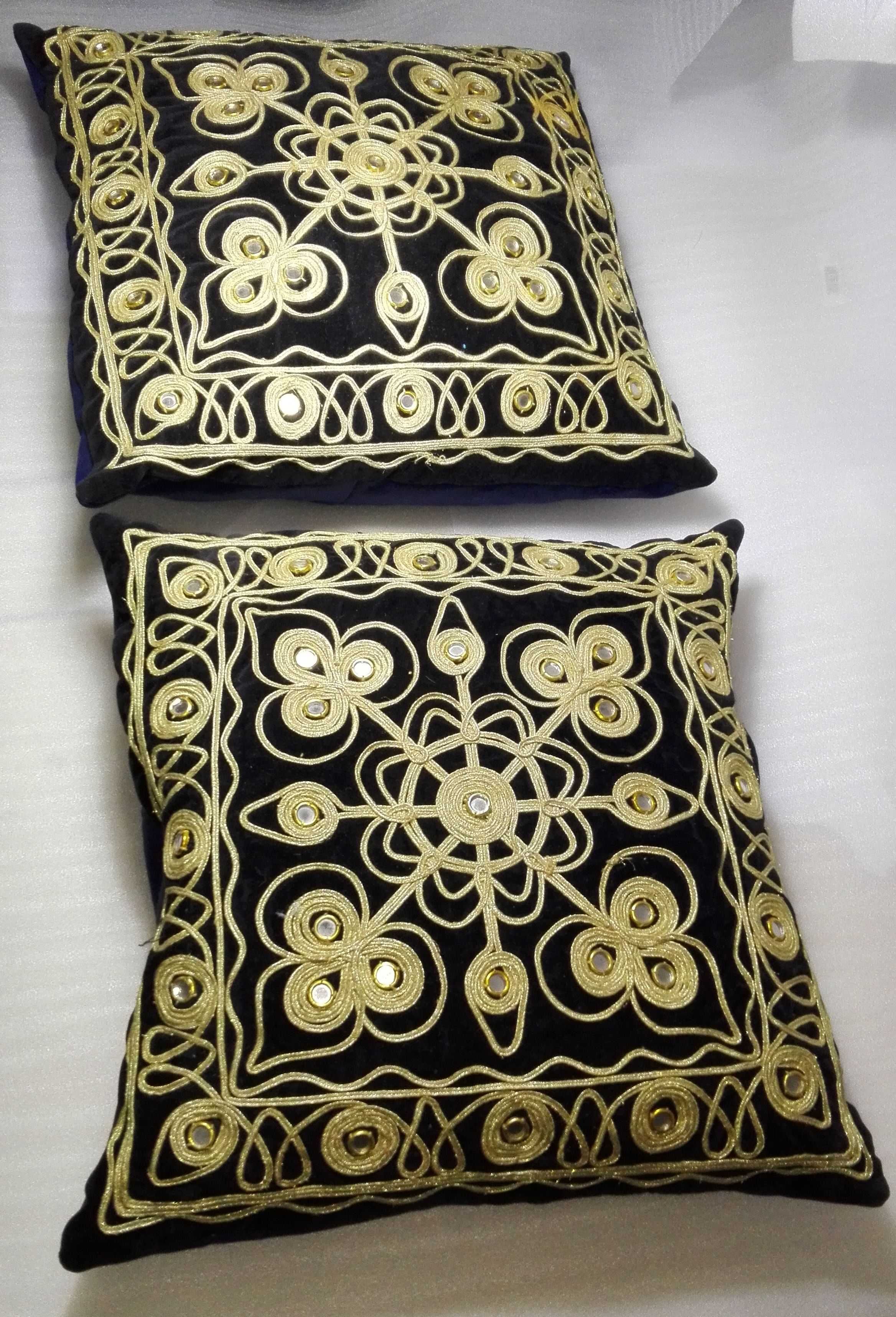 Almofadas rendilhadas decorativas (vintage)