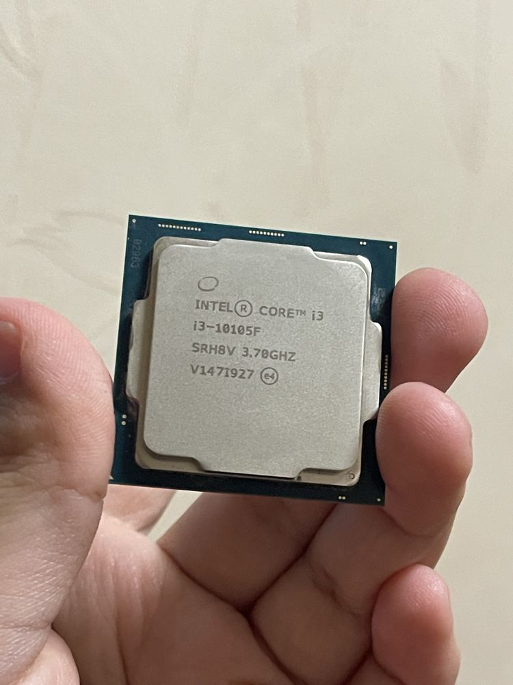 Процесор Intel Core i3-10105f LGA1200 (б/в)