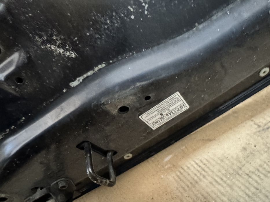 Капот оригинал ТЛК 200