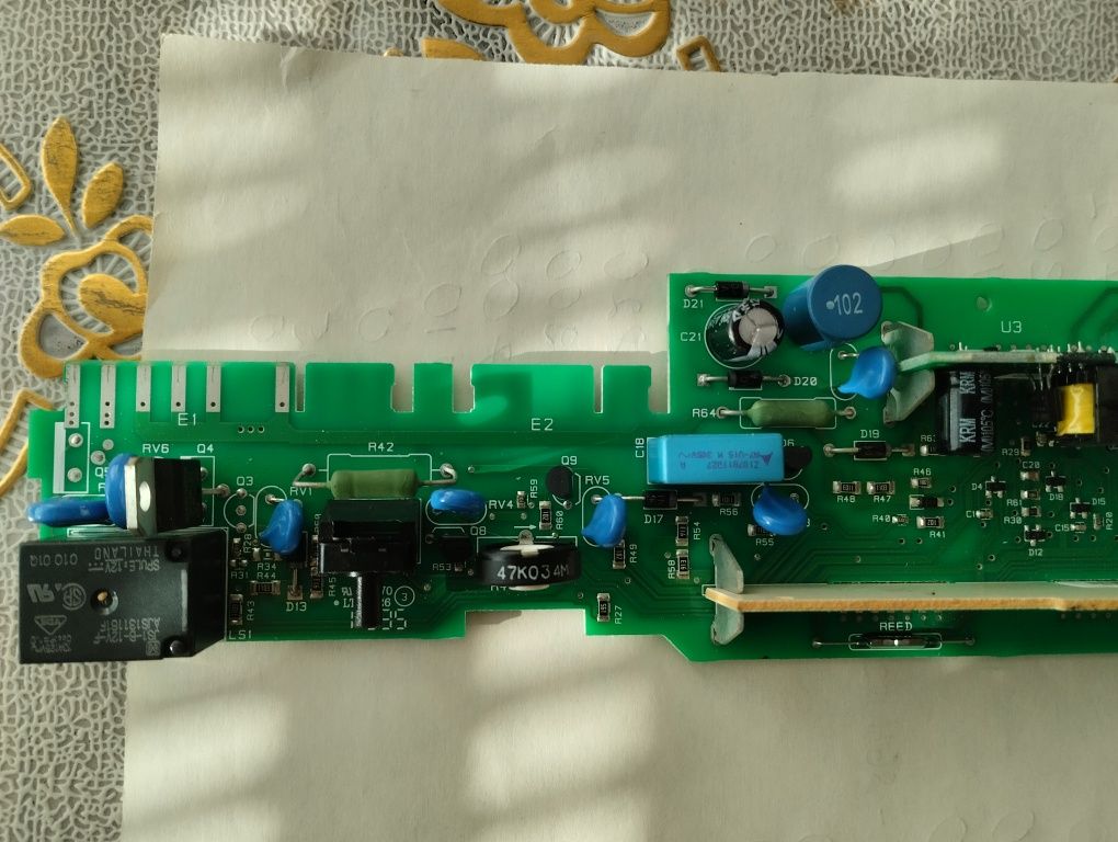 Плата управління холодильника Indesit Ariston C00264311