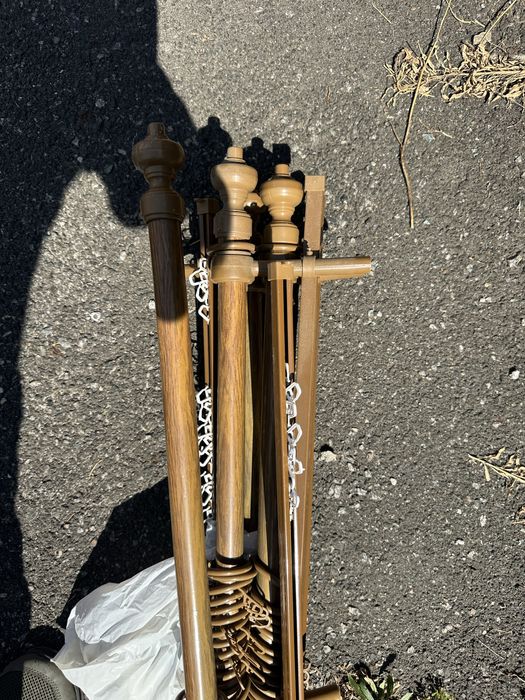 Продам карнизы в новом состоянии