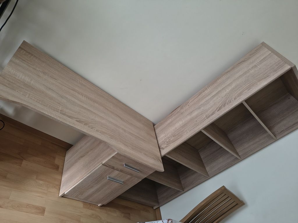 Biurko i regał (razem bądź osobno)