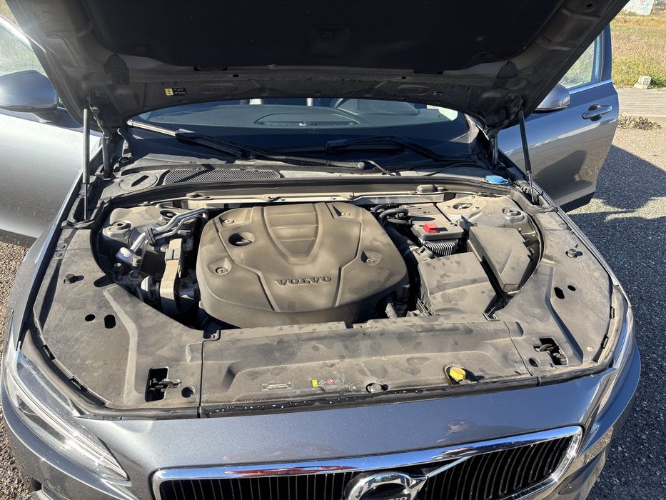 Volvo V90 D4 Momentun Geratronic
