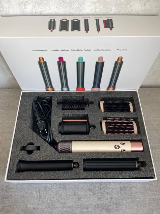 Аналог стайлеру Dyson