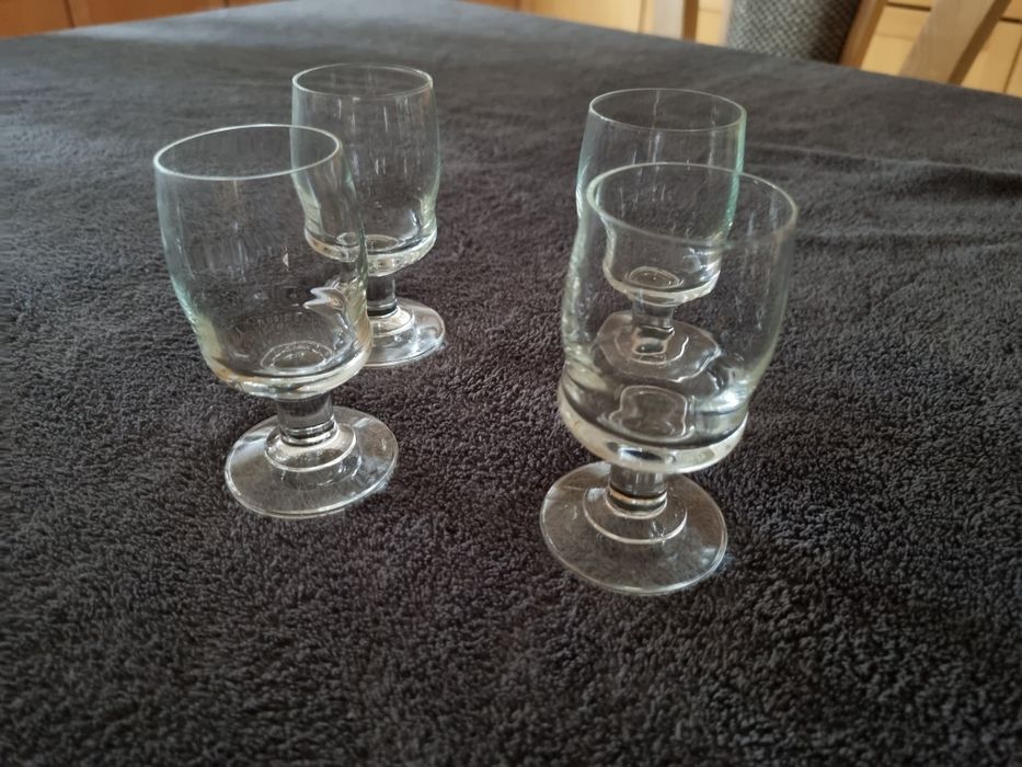 Kieliszki 4 sztuki z czasów PRL