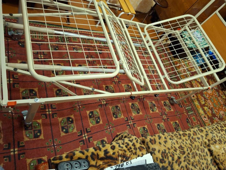 Продам кровать механическую,с поднятием изголовья,ног для лежачего бол