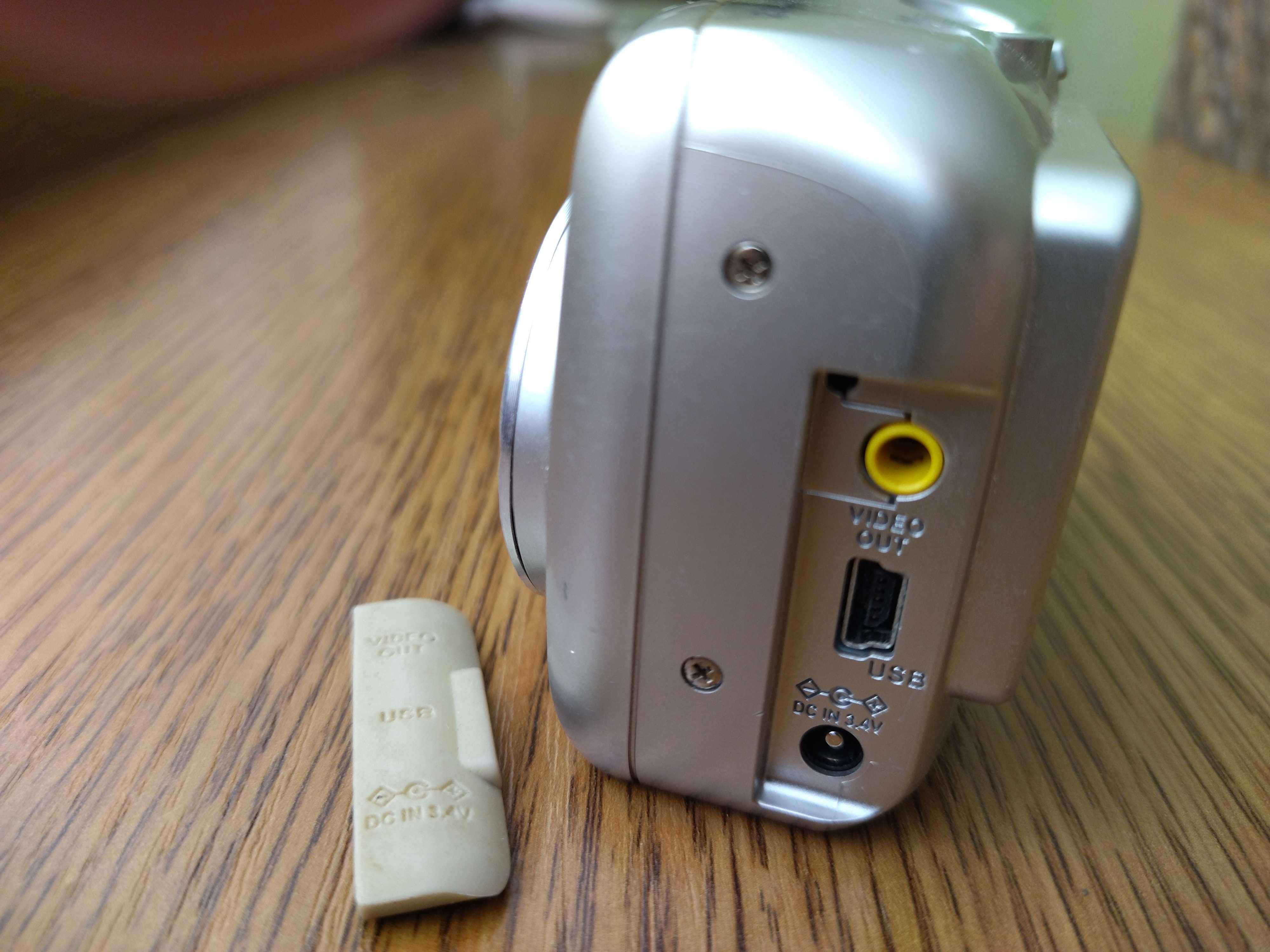 Фотоапарат Olympus FE-110, не вмикається