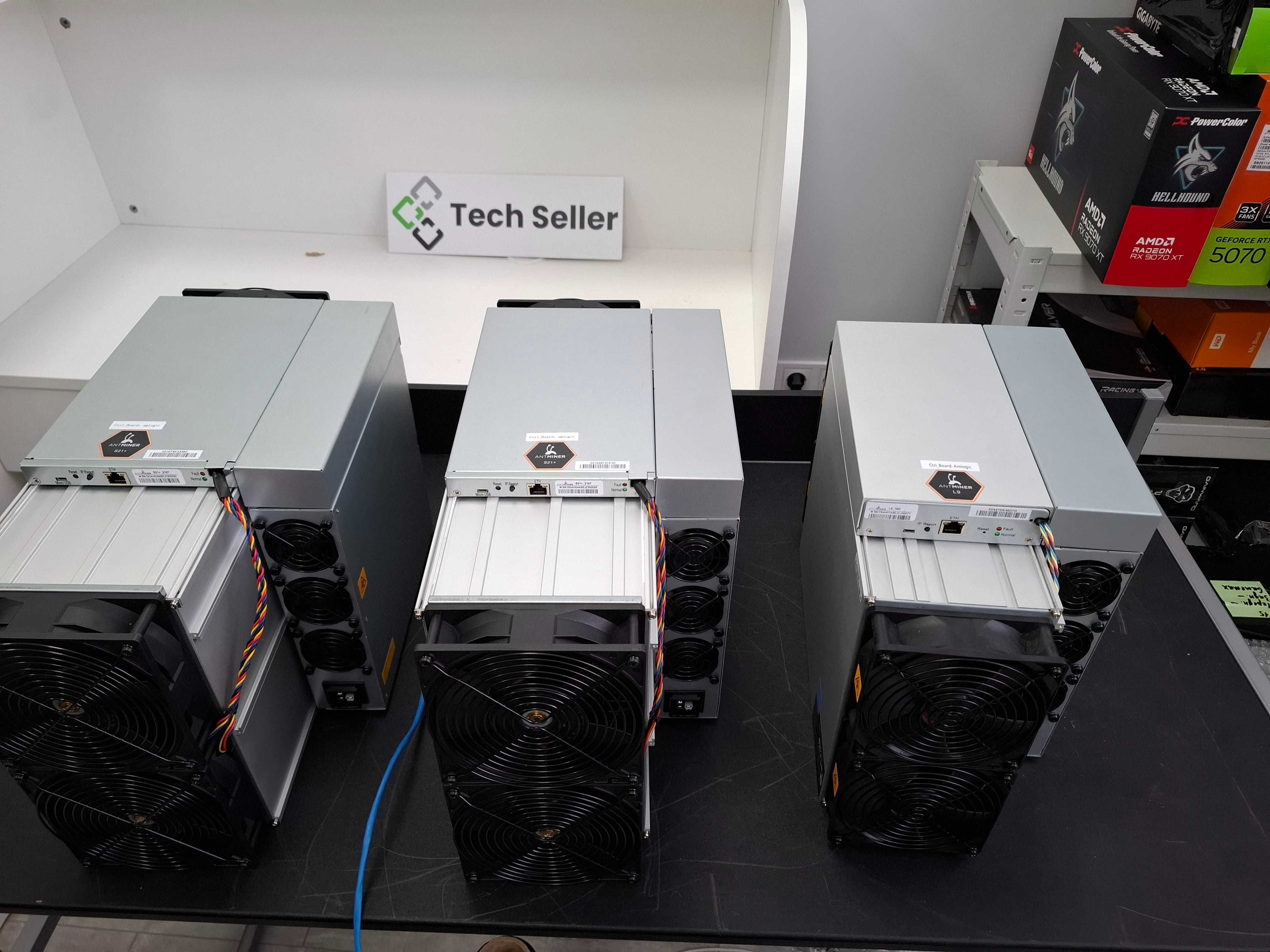 Asic-майнер Bitmain Antminer S23 (S23 318Th) / S23 Hyd 580T