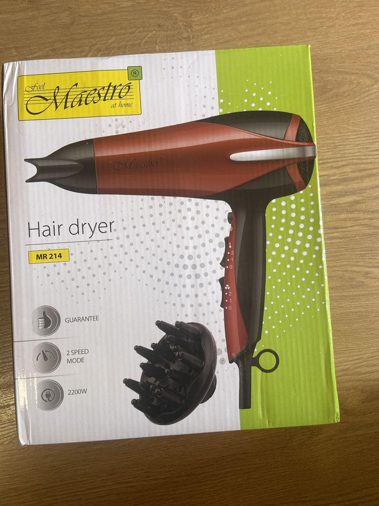 Фен Maestro MR214 2200 W