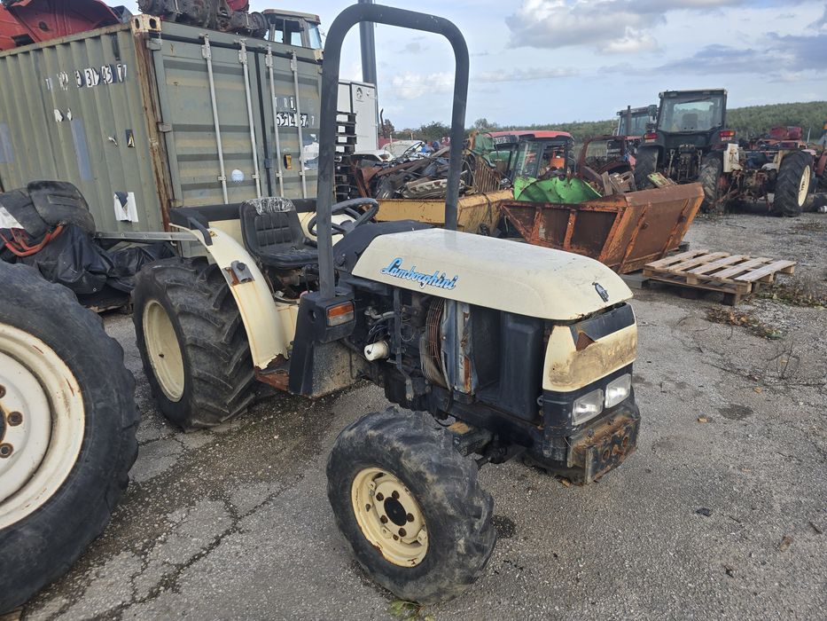 Trator Lamborghini Runner = Solaris para peças