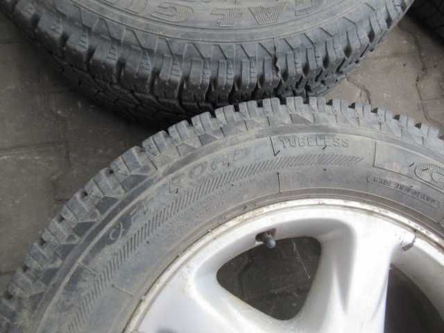 , RAV-4 II kola opony alumfelgi OFF-ROAD 235/60r16