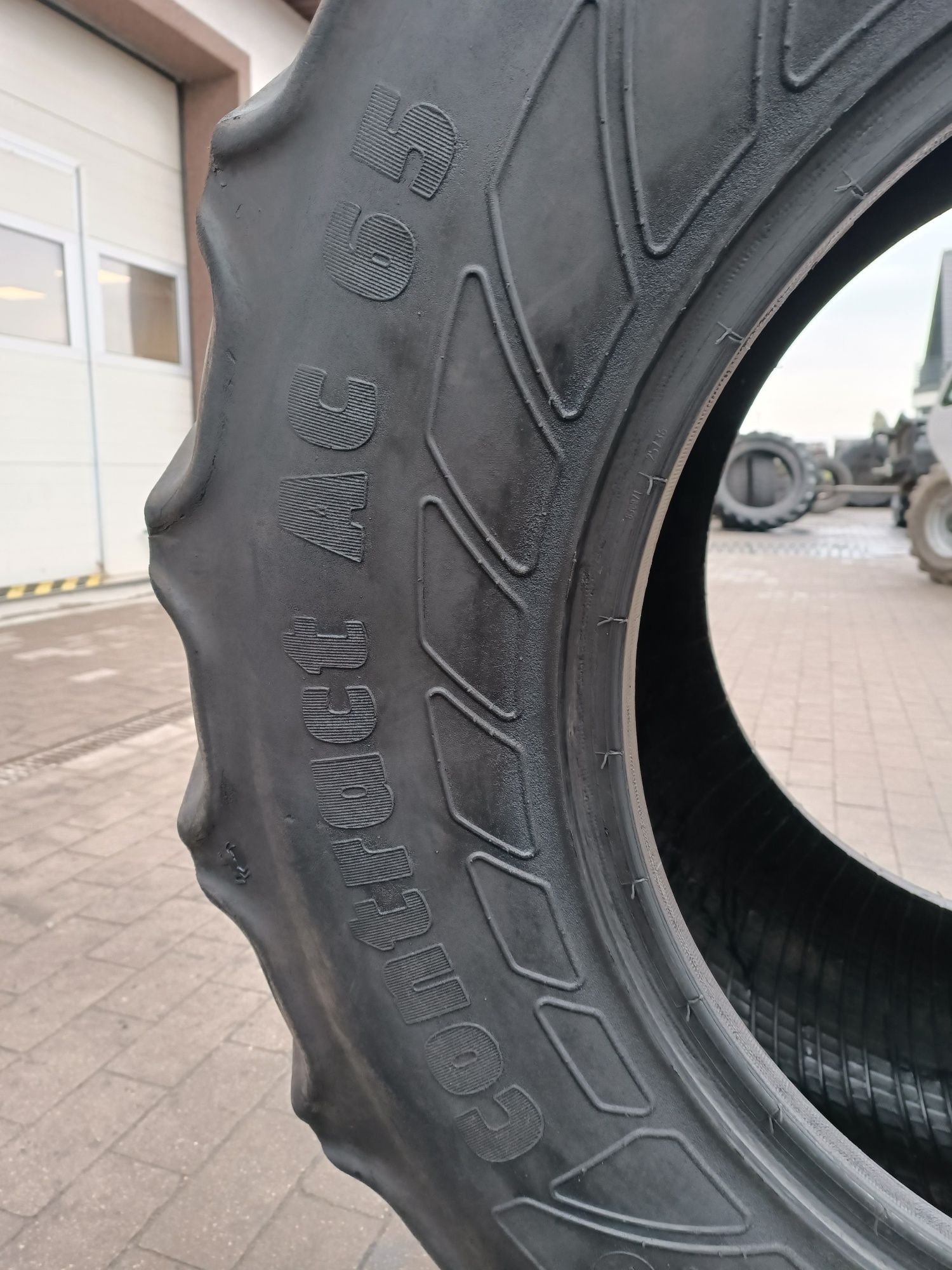480/65R24 Continental Contract AC 65