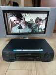 Magnetowid/odtwarzacz wideo JVC HR-J259EE.