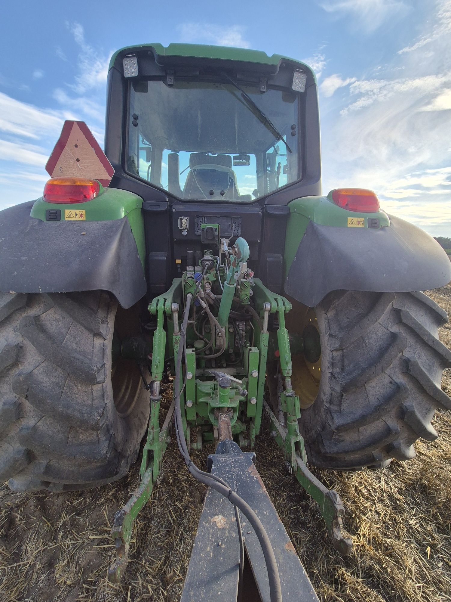 John  Deere  6830