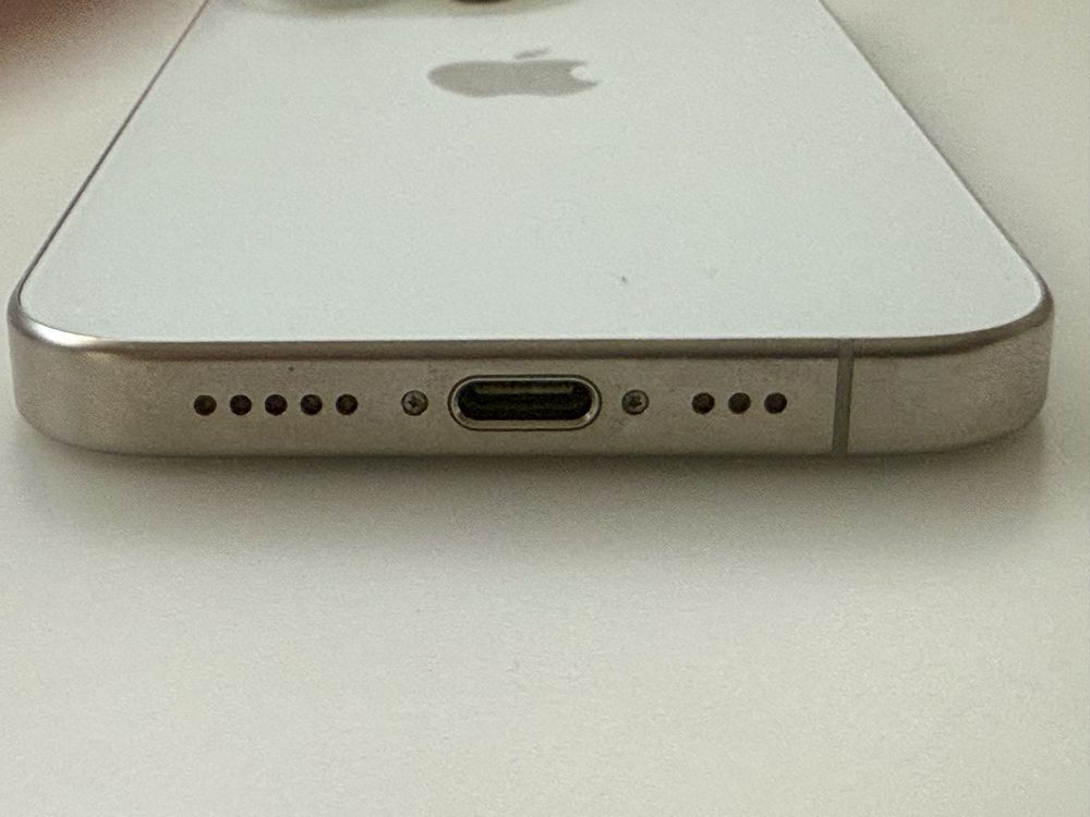 Iphone 15 pro branco 128GB - Único dono, c/fatura