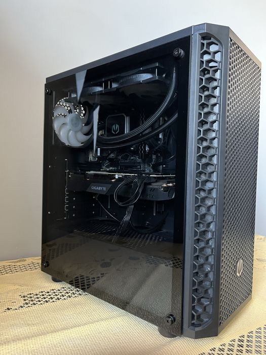 Komputer Gamingowy (Rtx 2070 super OC, Ryzen 5 5600, chłodzenie wodne)