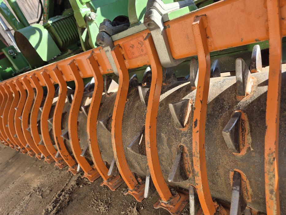 agregat uprawowo- siewny Amazone