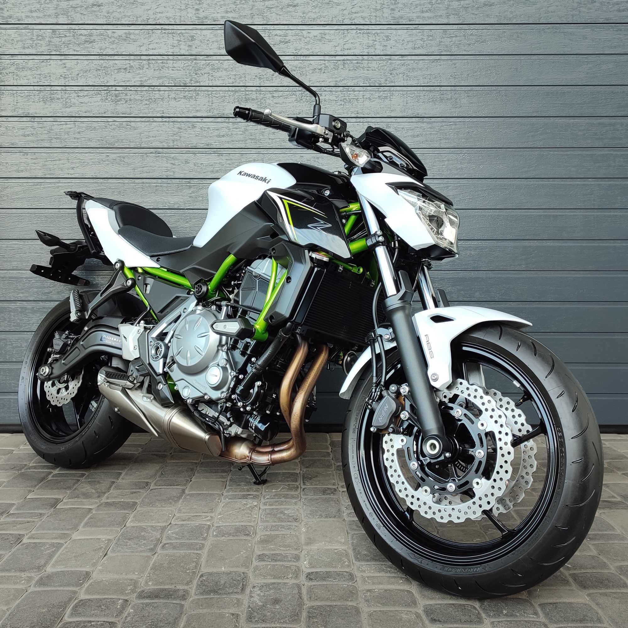 Продам мотоцикл Kawasaki Z650 (3305)