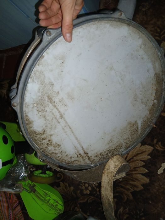 Барабан бобон ударні інструменти