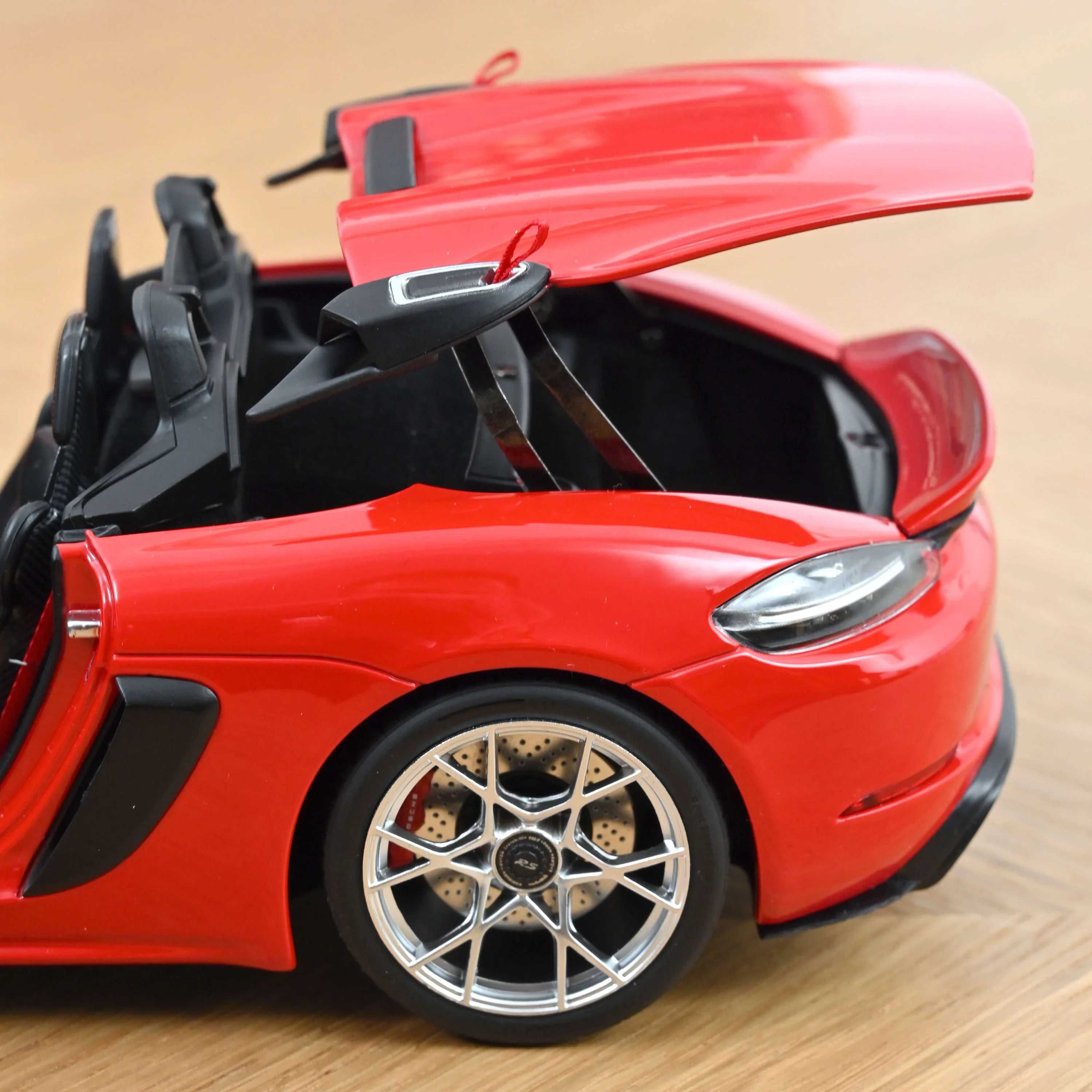 Porsche 718 Spyder RS 2023 Guards Red Norev 1:18