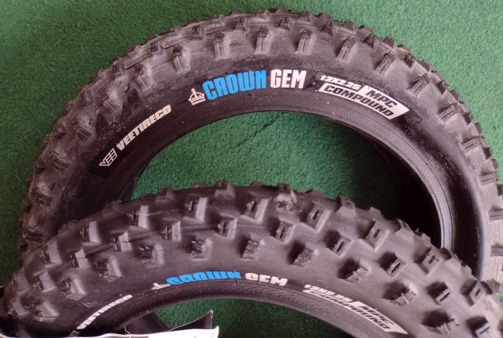 zestaw para opon 2x VEE Tire Crown Gem 12x2.25" rowerek dziecięcy