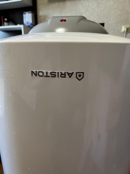 Новый Бойлер (Водонагреватель) Ariston 100 литров