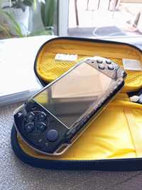 PSP Model 2004 plus 3 gry