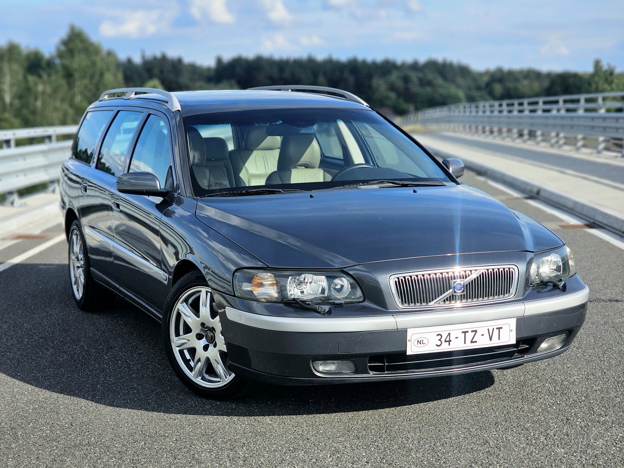 Super VOLVO V70 2003R 2.3TurboBenzyna 250KM !!