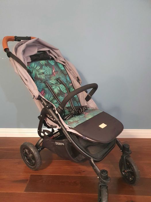 Wózek spacerowy Valco Baby Snap 4 Sport - pompowane koła