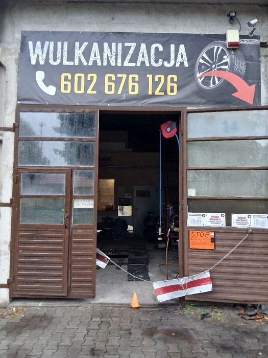 Wulkanizacja,  naprawa i wymiana opon