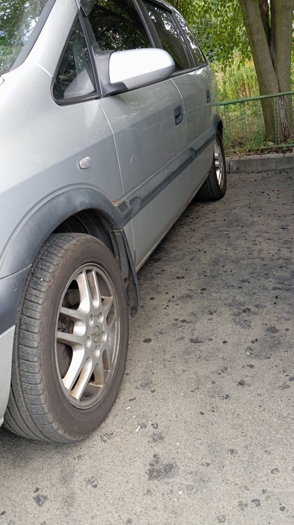 Продам Opel Zafira A