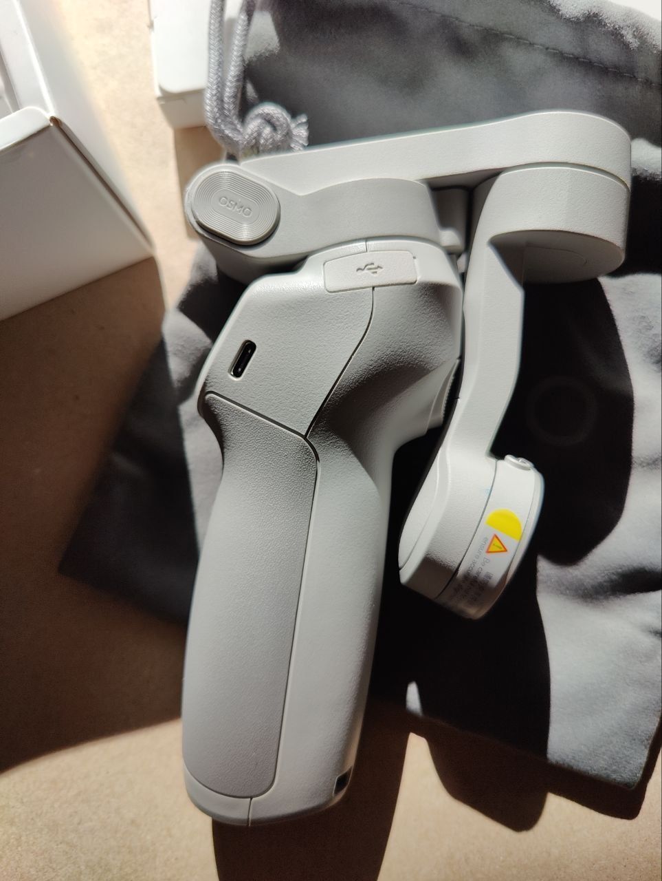 DJI Osmo Mobile 4