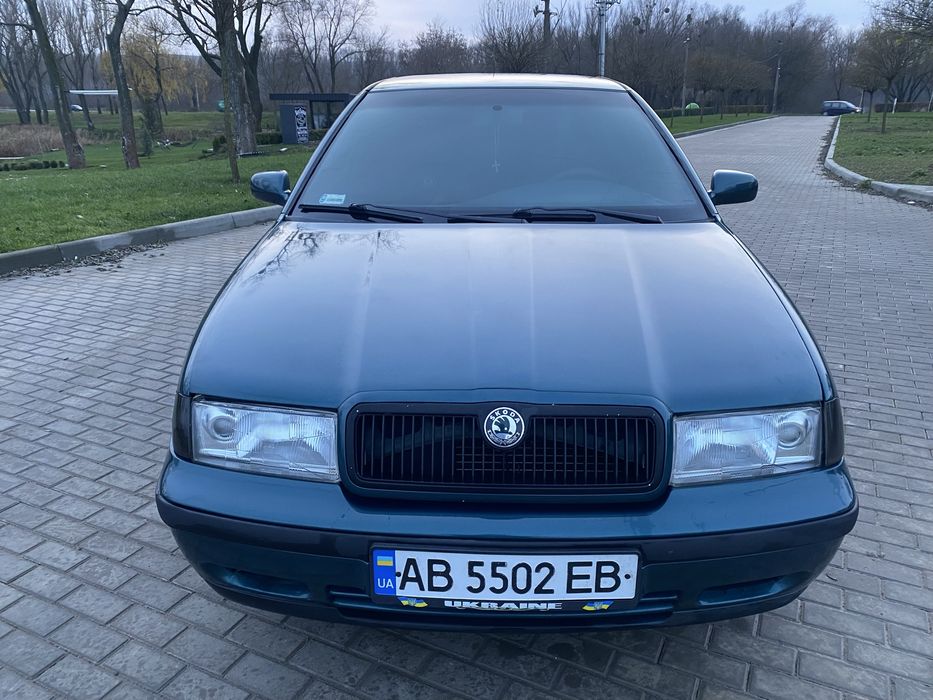 Шкода Октавія тур 1.6 МПІ