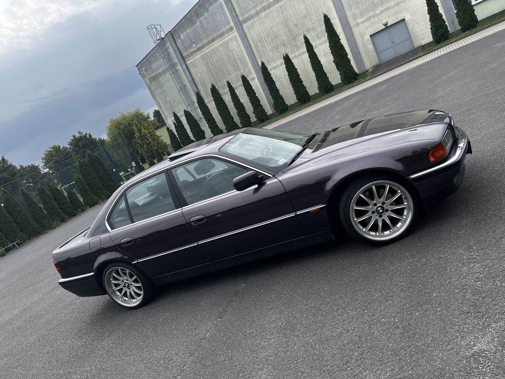 Bmw 740i 6biegow manual!!! Bardzo zadbana!!!