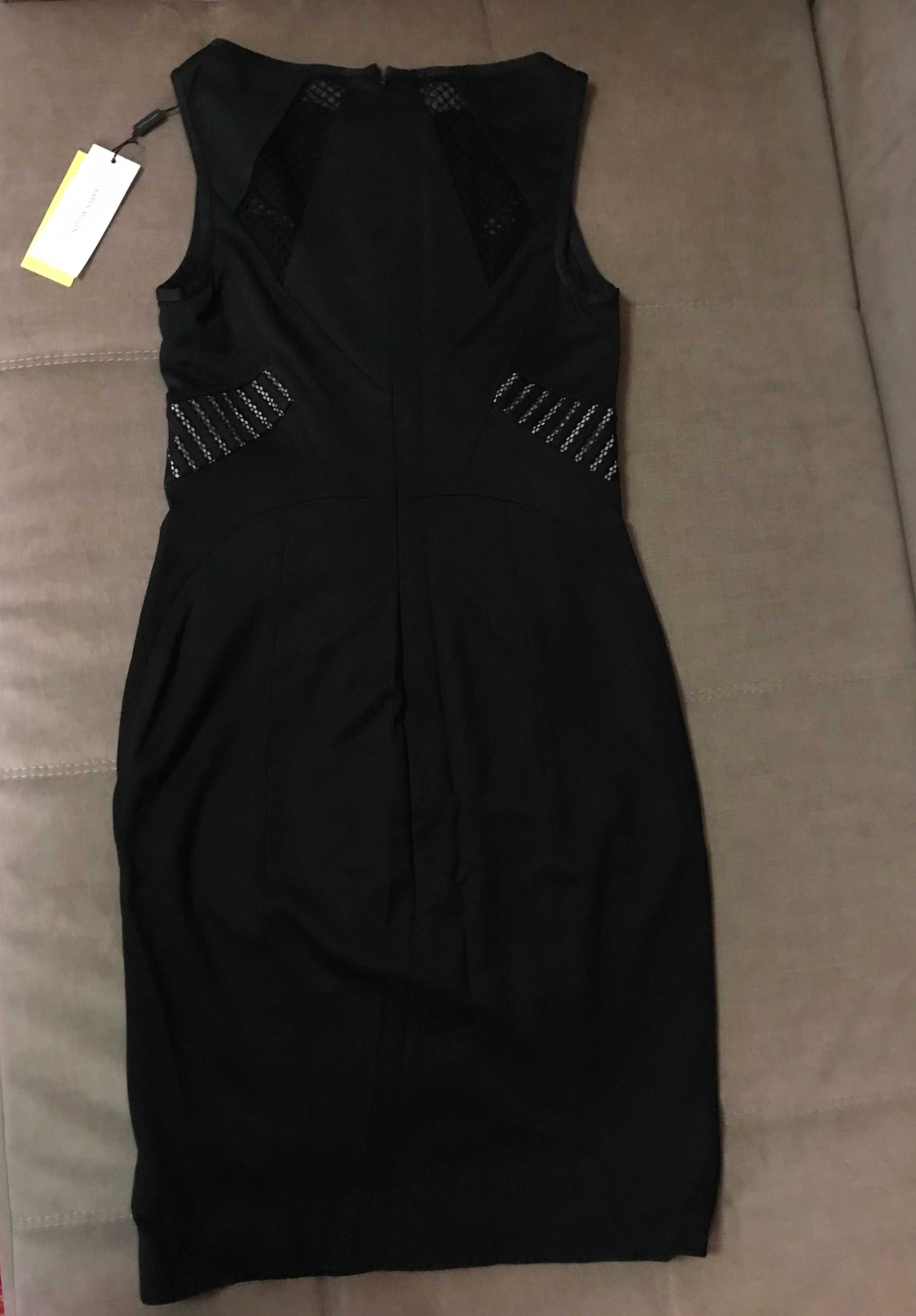 Маленькое черное платье от Karen Millen
