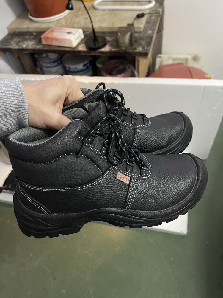 Botas de trabalho biqueira de aco 42