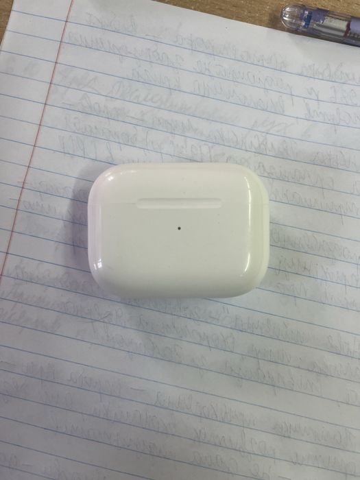 Airpods pro 2.