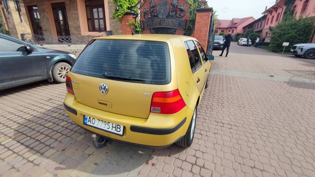 Volkswagen golf 4