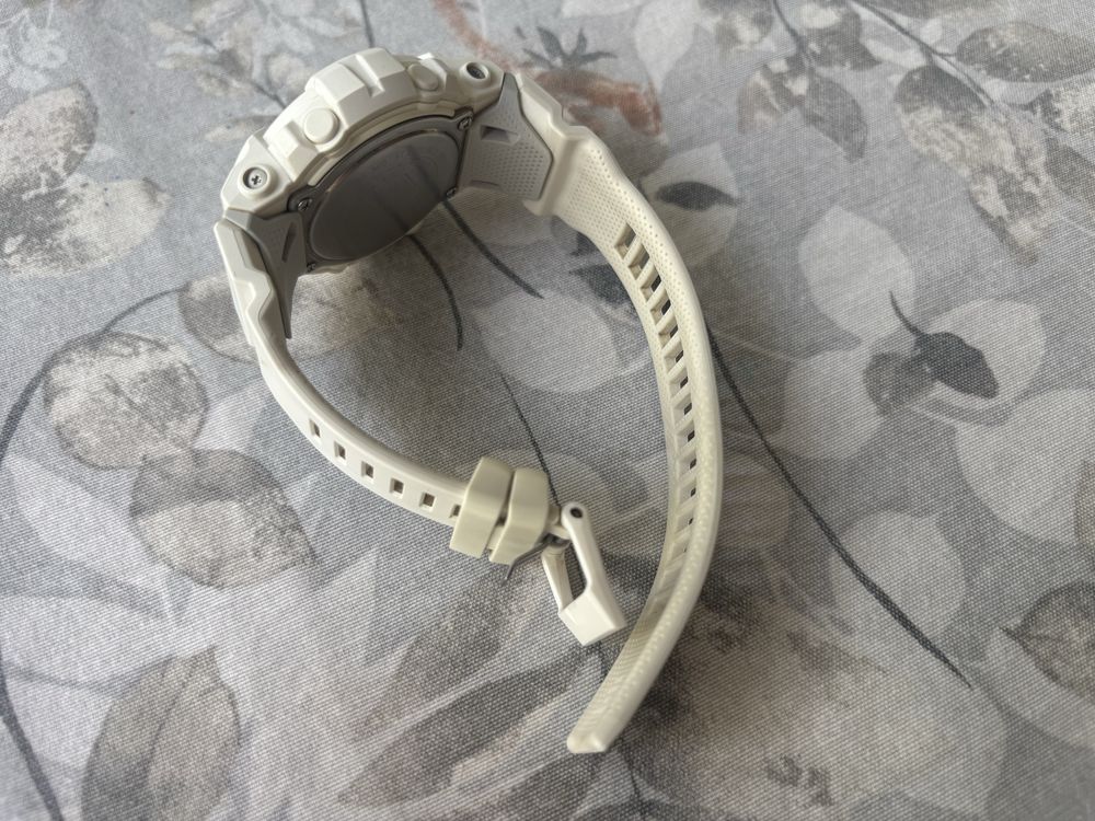 Продам годинник CASIO G-SHOCKGBA-800