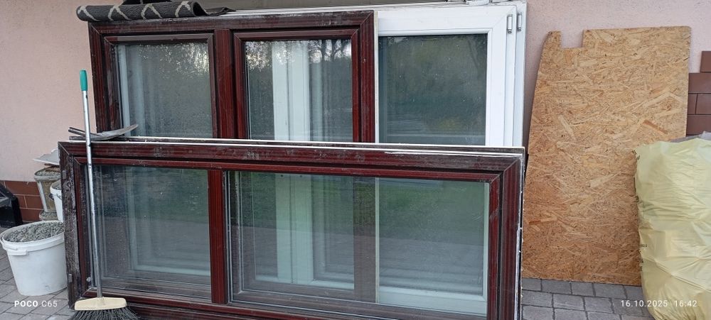 Okna balkonowe i ścienne