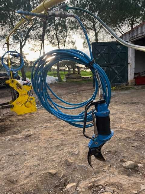 Compressor de poda de vinha