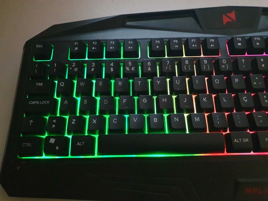 Teclado Gaming NPLAY Control - português (teclas iluminadas)