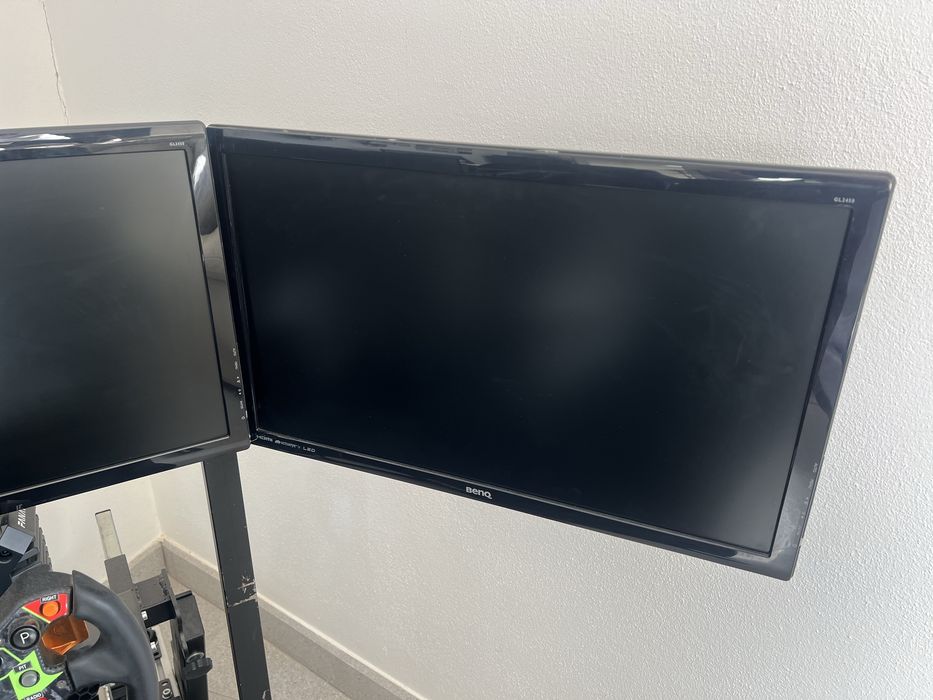 3 monitores benq para sim racing