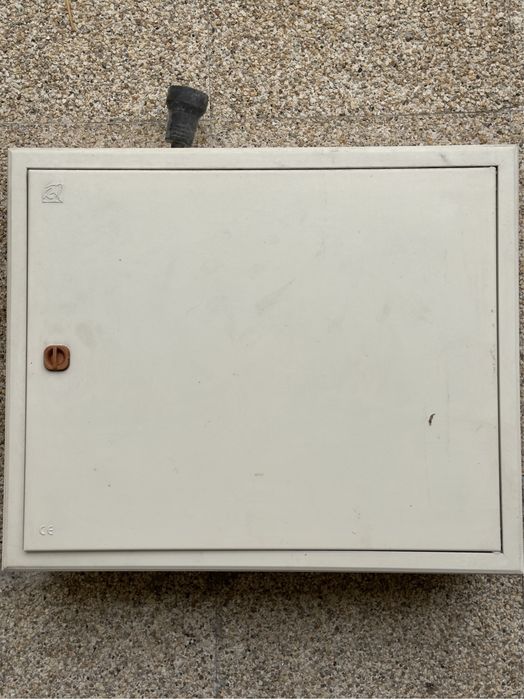 Quadro eletrico como novo