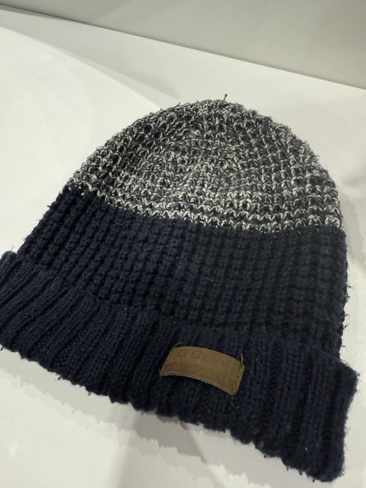 Шапка чоловіча безкоштовно