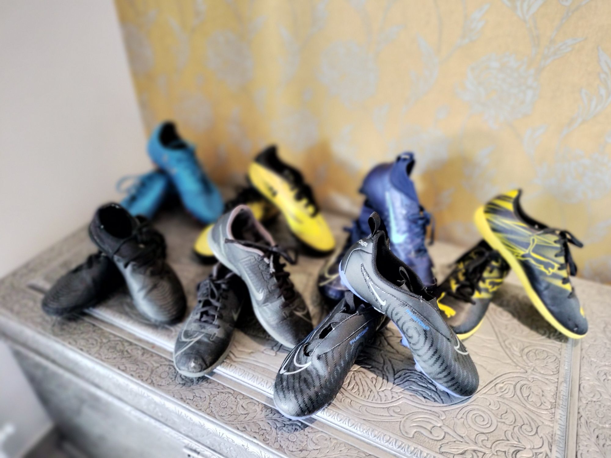 Vendo 7 pares de chuteiras por 50.00€
