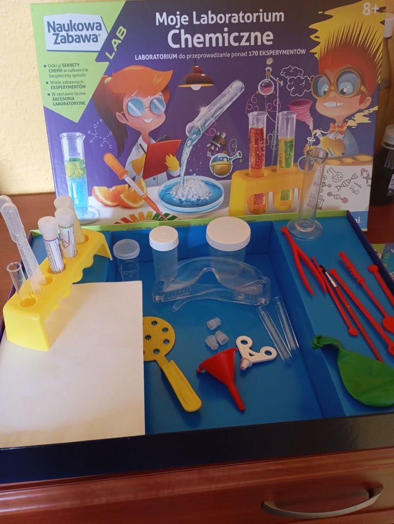 Laboratorium chemiczne Clementoni
