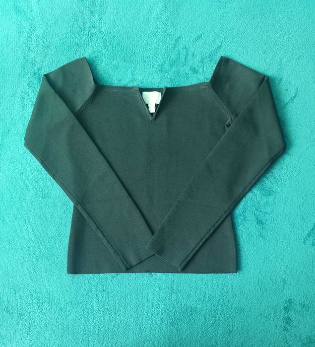 Prążkowana bluzka z odkrytymi ramionami H&M