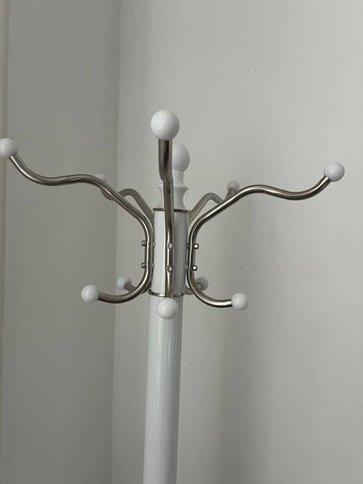 Вішалка для одягу